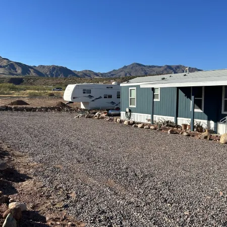Blue Perch is comfortable and new in the heart of Tonto Basin by Lake Roosevelt.