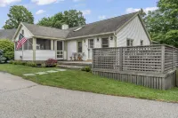 High Tide Cottage is located in town and just steps from Ogunquit Beach!