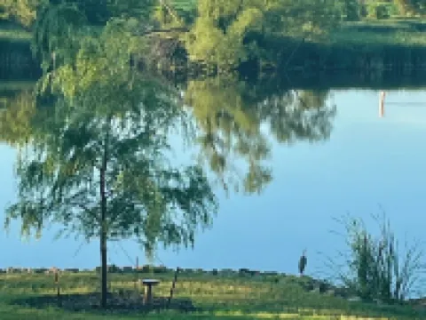Rock River Retreat Boathouse Bungalow...Relax, Refresh, and Enjoy this Zen Den Hotels in Dodge County