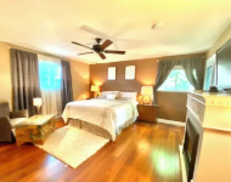 RELAX❤️ MOUNTAIN RETREAT, FULLY XMAS DECORATED, 45 min to South LAKE TAHOE