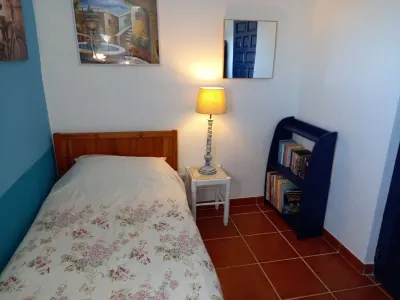 Great 2 Bedroom Apartment with wonderful views, Swimming Pool and Jacuzzi