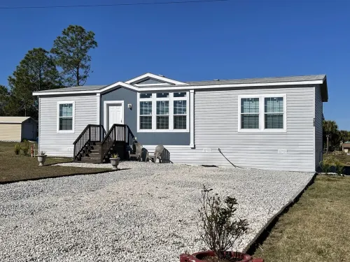 Newly Vacation Home with Lake view