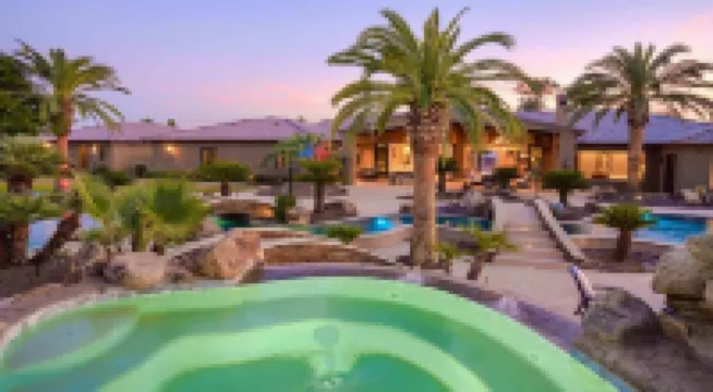 7Br Luxury Oasis w/ Relaxing Lazy River, Basketball, Full Gym & Private Theater