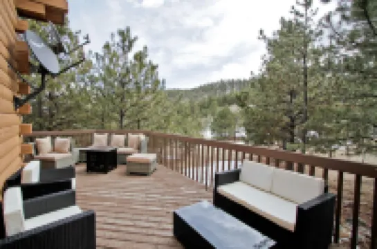 2 Mountain Cabins on 40 acres