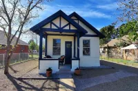Cozy Historic home near Sedona with Beautiful Views!