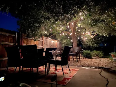 Riverwalk Cottage 2BR/2BA near Whitewater Park Hotels near Idaho State Capitol