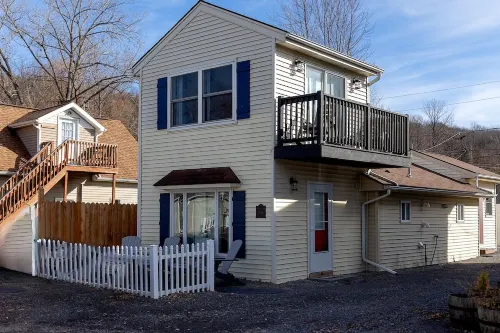 Peace and quiet at the south shore! Hotels in Conesus