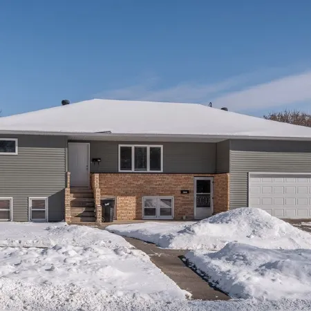 Charming 3-bedroom house in Bismarck