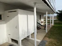 Bayfront Vacation Home in Southold, 5 Bedrooms Hotels in Southold