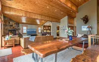 Luxury Tahoe/Donner Home w/Mountain Views, Sauna & Hot Tub! - 6 Bed / 4.5 Bath
