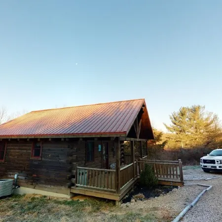 Evening Star Cabins, Secluded and peaceful in charming Hocking Hills