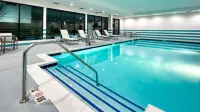Holiday Inn NASHVILLE AIRPORT by IHG - piscine