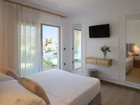 Golden Luxury Suites Hotels in Bali