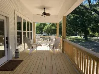 Enjoy a Relaxing Retreat to The Farmhouse in the East Texas Countryside!