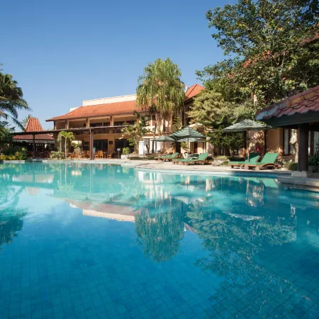 Laras Asri Resort & Spa
