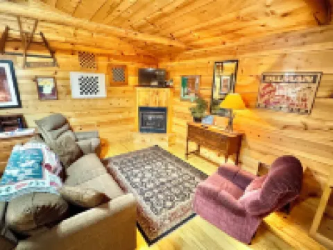 The Woodshed Cabin #304 山景城酒店