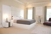 Bloomington Estate Hotels near Central Illinois Regional Airport