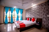 Hotel Om Palace Hotels in Karandoli