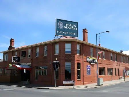 The Formby Hotel Отели рядом с достопримечательностью «Devonport Regional Gallery»