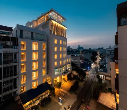 Grand Picasso Hotel Отели рядом с достопримечательностью «JKT 48 Theater»