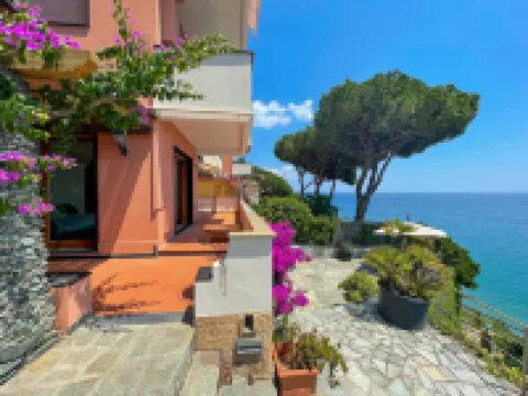 WeSea Hotels in Varazze