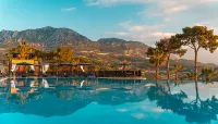 Olympos Health Peak Luxury Resort-Ultra All Inclusive - en bord de mer