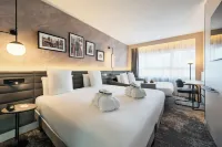 Novotel Paris La Defense Nanterre Hotels near Isee