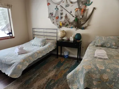 Secluded Woodland Escape with Panoramic Views Twain Harte Lake附近的飯店