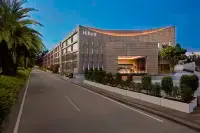Hilton Bangalore Embassy GolfLinks Hotels near LEELA FISH AQUARIUM