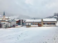 Fifinhaus 1. OG Süd Hotels in Fiesch