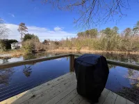 Rockwall Cabin on the Pond! Cool spot, 10 minute drive to Hickory.