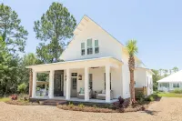 New Prof. Designed Coastal Home, 4BR, 2.5 BA Hotels near Florida State University Coastal and Marine Laboratory