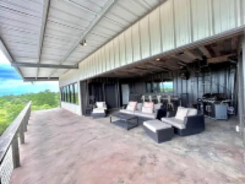 Lemonfish Lodge, Venice, sleeps 10-12