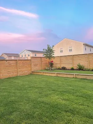 4-bedroom house in brilliant Kill Devil Hills, pet friendly, fenced in backyard
