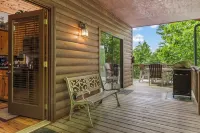 Mountain Views!!  3 Acre privacy, Fiber Optic Internet and more!