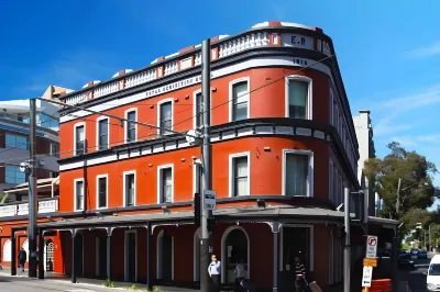 Royal Exhibition Hotel
