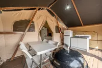 Boryeong(Ocheon) Theban Hill Resort Pension