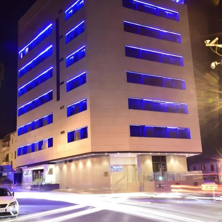 Lamaraz Hotels