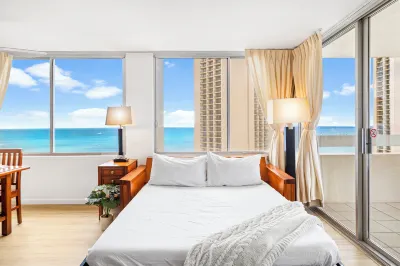 Pacific Monarch - 1 Br - Ocean and City Views! Hotels in 