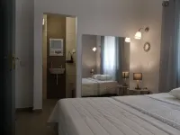 センセーションズ ゲストハウス