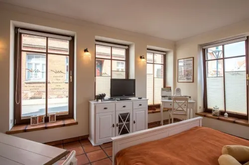 باكشتاينباراديز