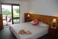 Coast Norfolk Island Hotels near Ball Bay
