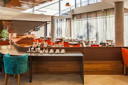 City Lodge Newtown, Johannesburg Отели рядом с достопримечательностью «Карлтон-центр»