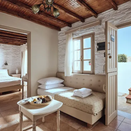 Naxos Magic Village Отели рядом с достопримечательностью «Пляж Агиос-Георгиос»