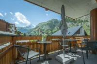 Luxury Residence Colosseo Zermatt - Condos