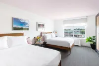 Elwood Hotel & Suites Hotel a 