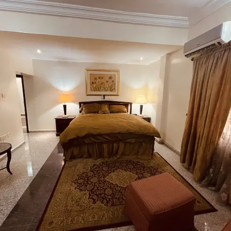 Inkova Apartment and Suites