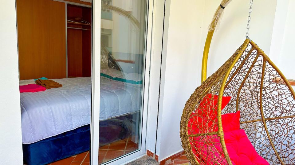 Apartment with Pool Direct Access to Sea
