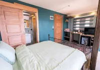 Liman Deluxe Hotel - balcony
