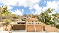 Easy access to South Palmilla beach